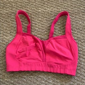 Lululemon Ta Ta Tamer Sports Bra